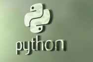 Постер: Язык программирования Python